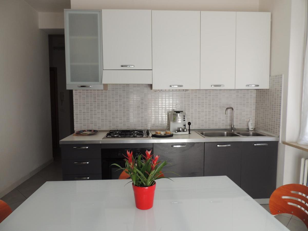 "Casa Giuliari" In Borgo Roma Vicino Policlinico Univr Fiera Apartamento Verona Exterior foto