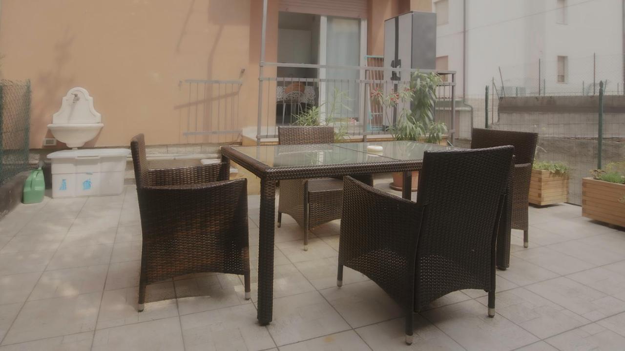 "Casa Giuliari" In Borgo Roma Vicino Policlinico Univr Fiera Apartamento Verona Exterior foto